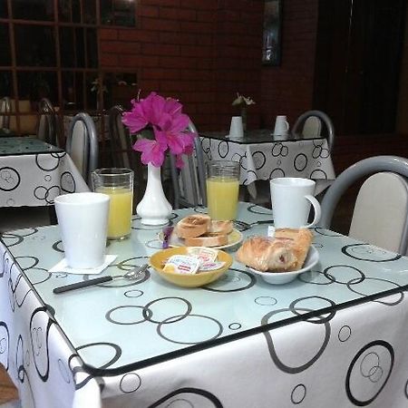 Hotel Colonial Buenos Aires Eksteriør billede